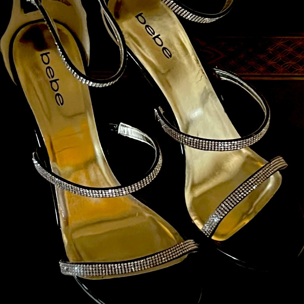 Designer BEBE Janae Dress Sandals Shoes NEW Size 10 Black With Rhinestones Bling
